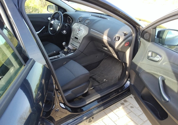 Ford Mondeo cena 10900 przebieg: 411877, rok produkcji 2009 z Michałowo małe 106